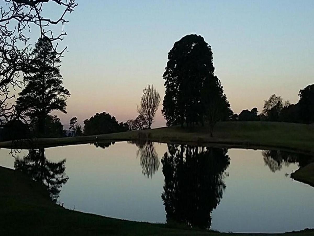 Duncountry Victoria Country Club Bed & Breakfast Pietermaritzburg Exterior photo